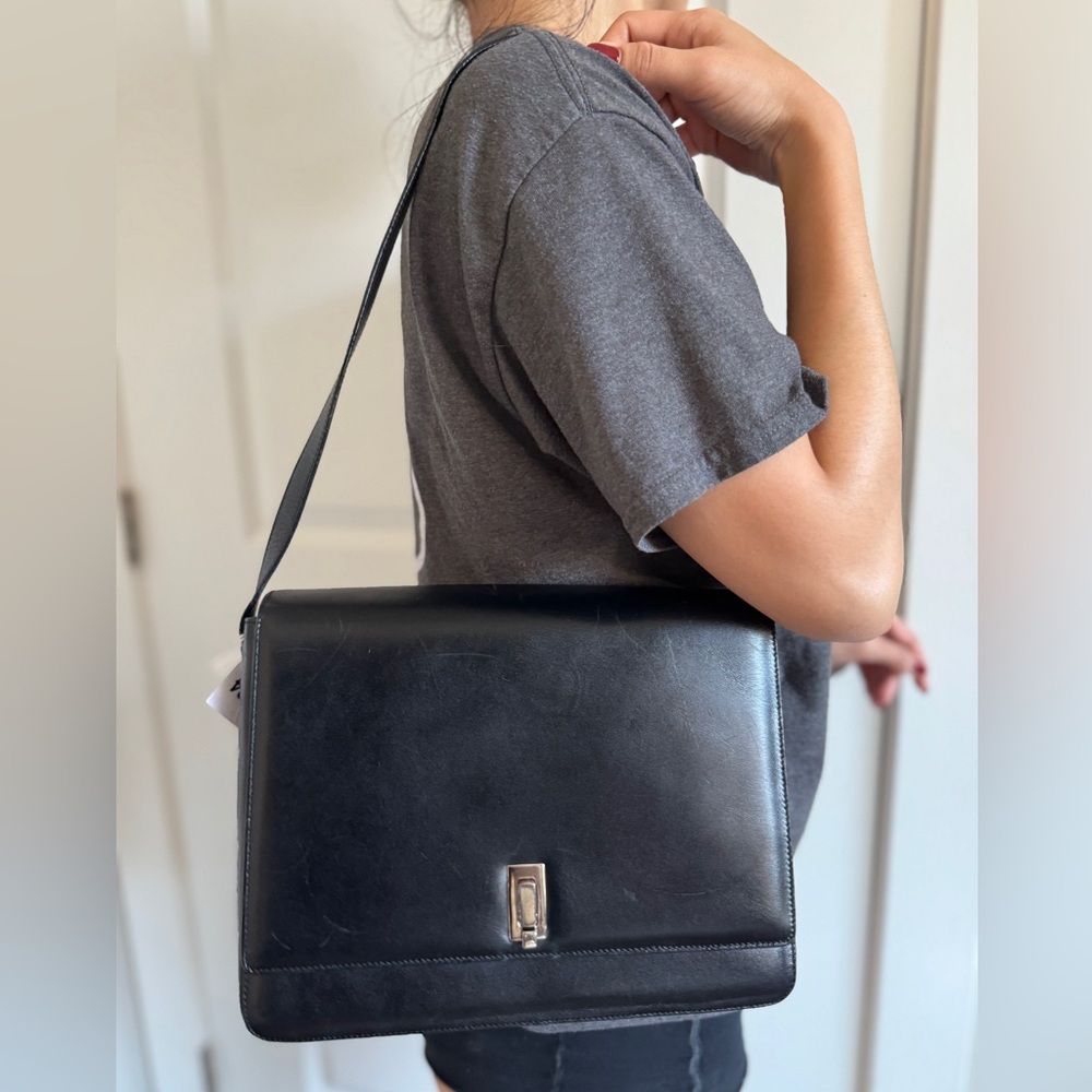 Vintage Gucci Black Leather Bag (with dustbag, key, and baby)